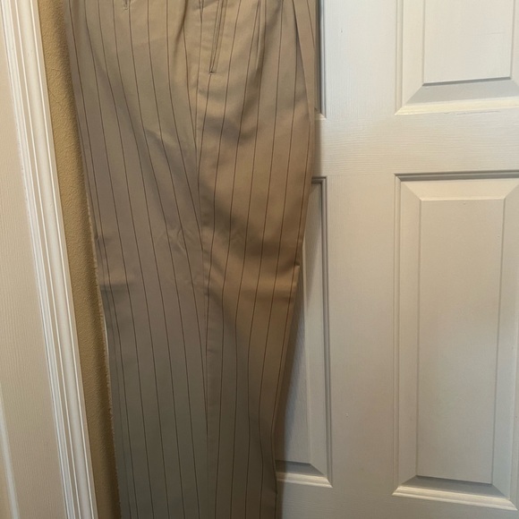 selling a Soho collectible suit - Picture 8 of 12